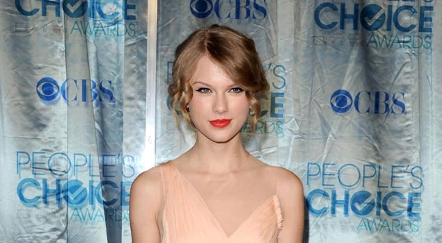 Taylor Swift has just released the video for her sorrowful ballad 'Back to 