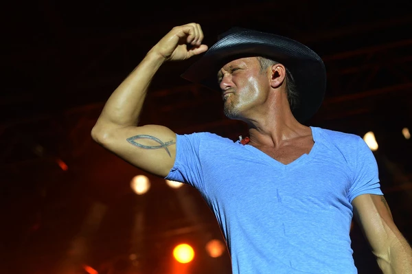 Tim McGraw Makes Country Music History - Taste of Country
