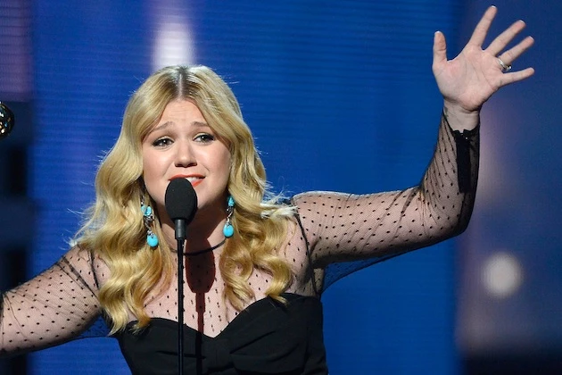 Kelly Clarkson Kelly Clarkson