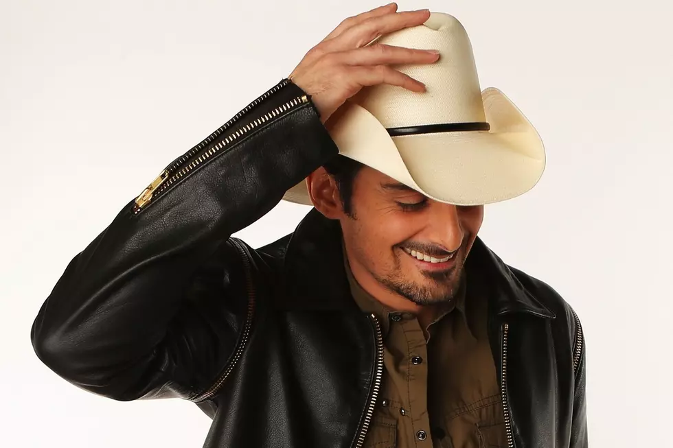 Brad Paisley Holding Out for Naked Photo Scandal for 2014 CMA Awards Monologue