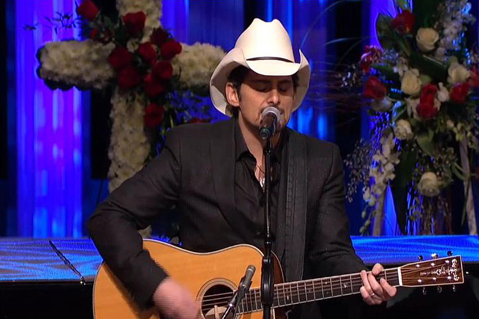 Brad Paisley Leads Vince Gill, Carrie Underwood + More in ‘Will the Circle Be Unbroken’ at Little Jimmy Dickens’ Memorial Service