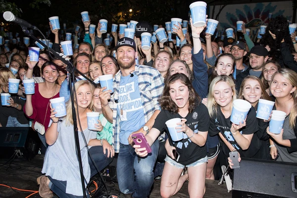 Chase Rice Surprises Fans With Pop-Up Show in North Carolina