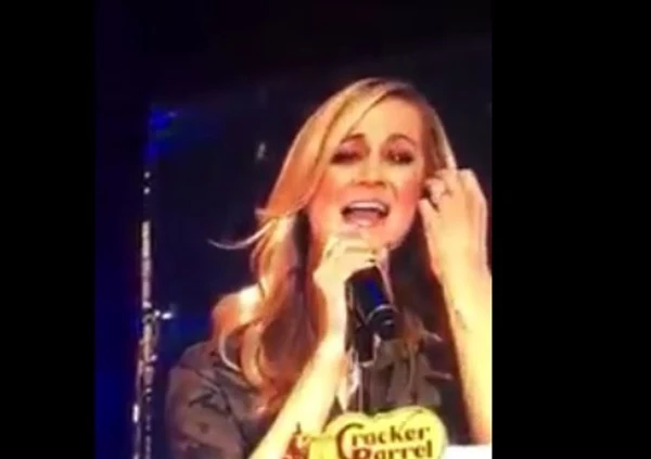 Kellie Pickler Sings Beautiful Ballad About the Grandmother Who Raised Her