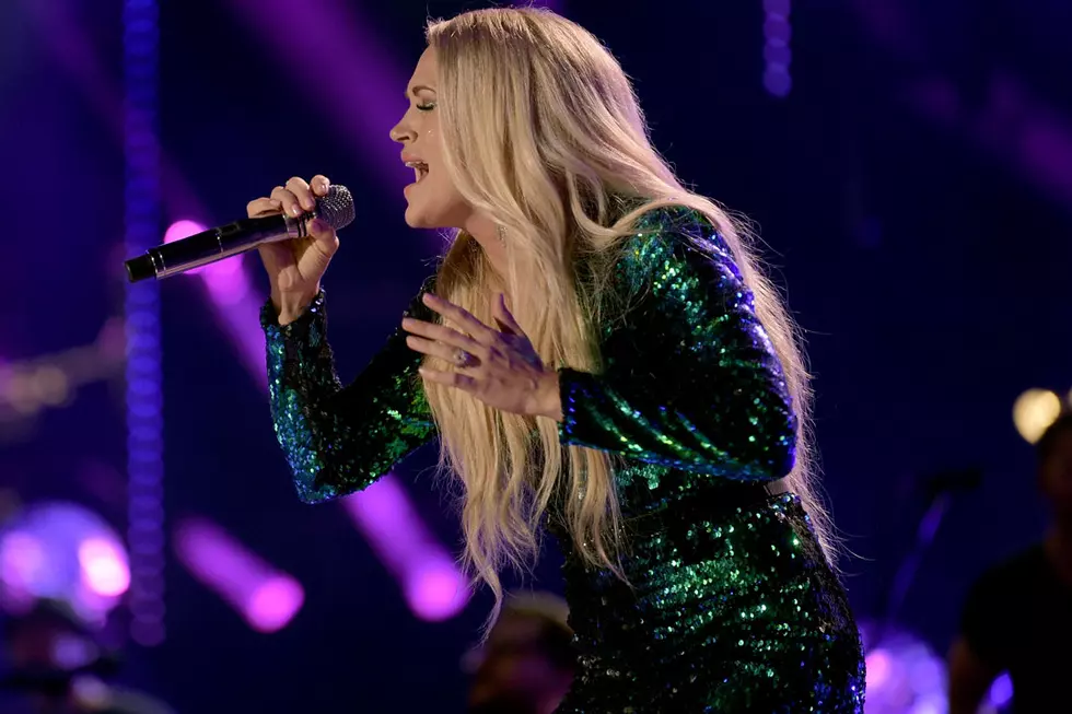 Carrie Underwood Steals Mama Moment With Son Before Show