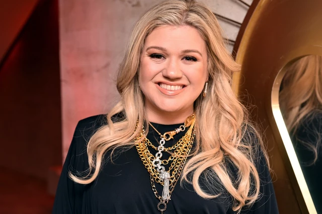 Kelly Clarkson to Take Over the 'Ellen' Show's Time Slot in 2022