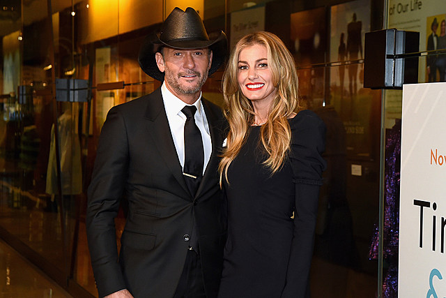 Tim McGraw's Family Dress as 'Harry Potter' Characters in Newest Theme Night Picture