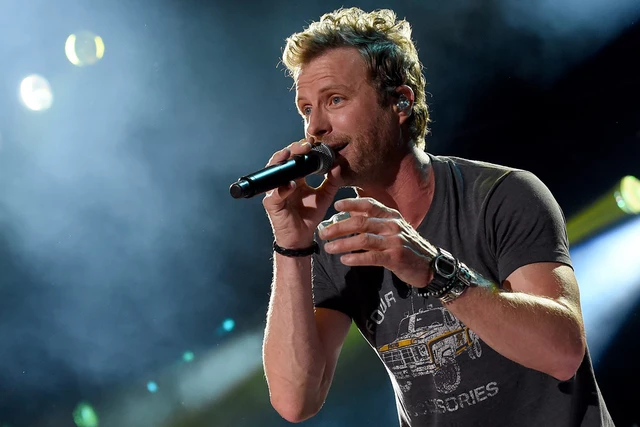 Dierks Bentley Says He's Planning a Dive Bar Tour