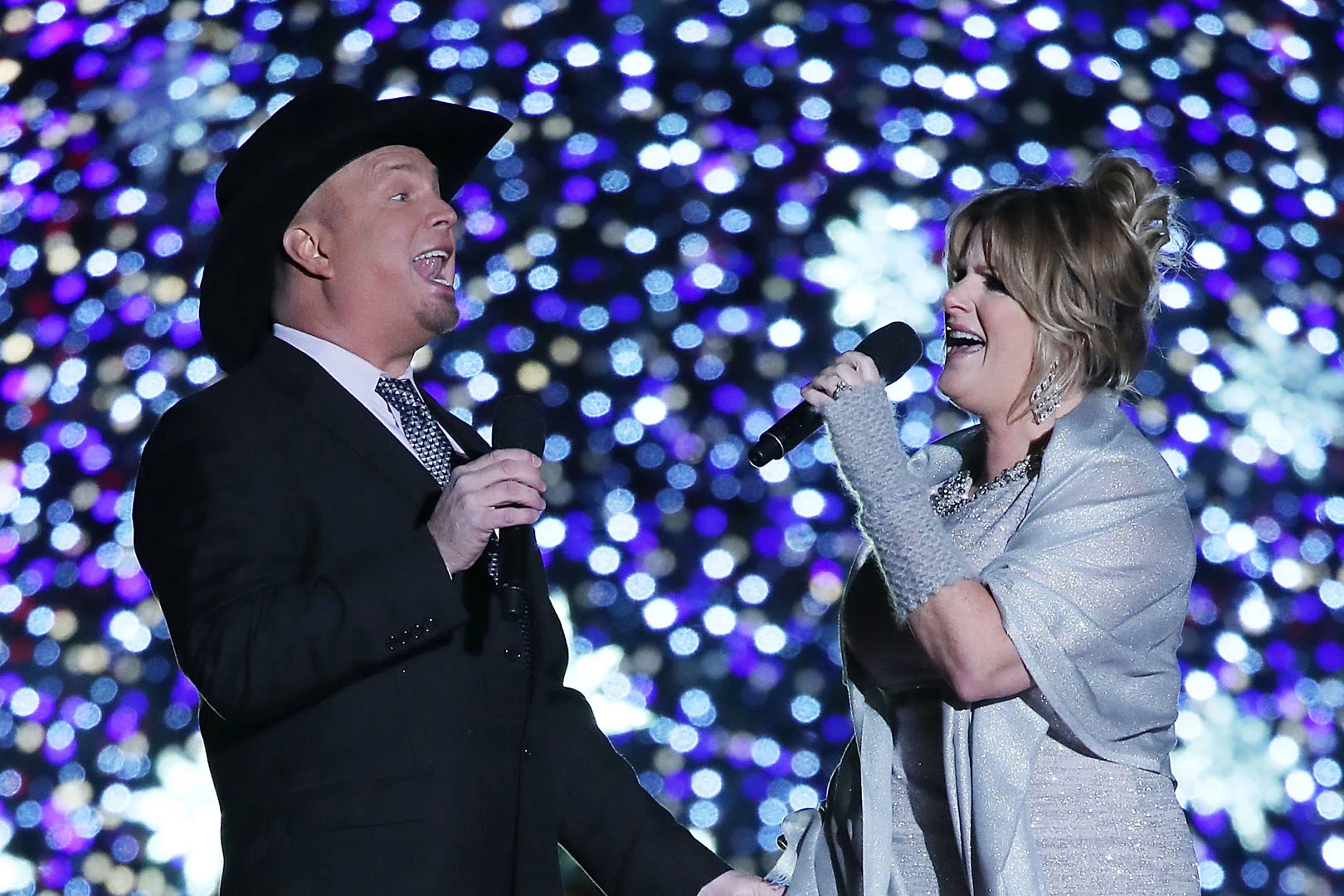 Country music stars Garth Brooks and Trisha Yearwood light the Christmas tree in New York's Rockefeller Center in 2016.