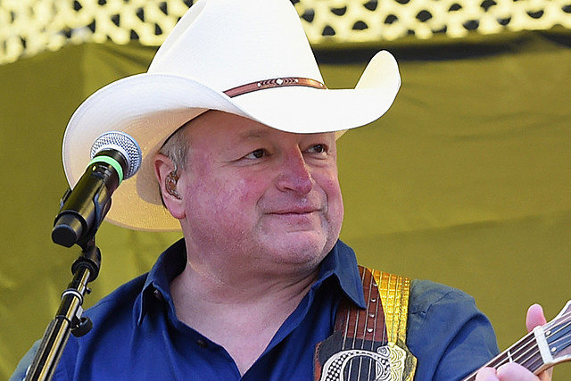 Mark Chesnutt Tests Positive for COVID Amid Recovery From Surgery