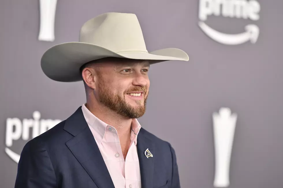 Cody Johnson Claps Back After Bear Hunt Criticism