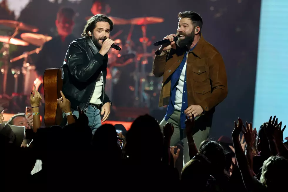 Jordan Davis Jokingly Admits Defeat to Thomas Rhett About One Thing